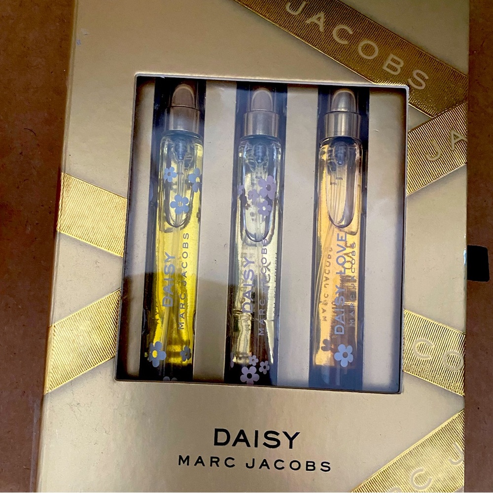 Trio of Marc Jacob's purse sprays, new; never opened